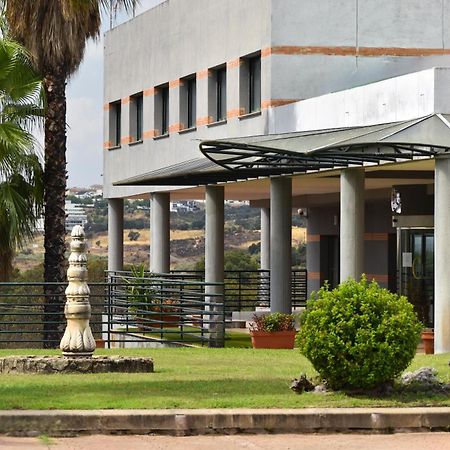 Hospedium Hotel Dona Mafalda De Castilla Plasencia Exteriör bild
